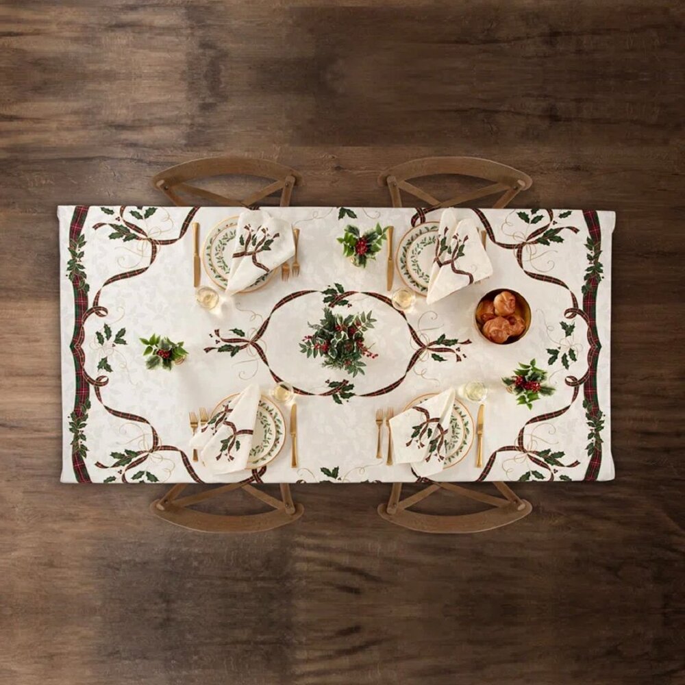old stock (brand new in pkg) Lenox Christmas Holiday Nouveau 60x84" Tablecloth